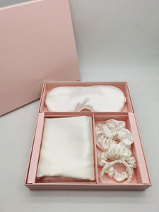 4 PIECE SILK GIFT SET