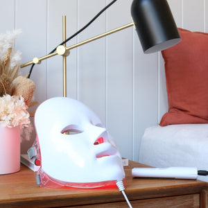 UPLIFT LED Face Mask (with wire)