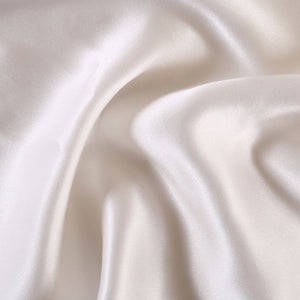 DREAMY Silk Pillowcase